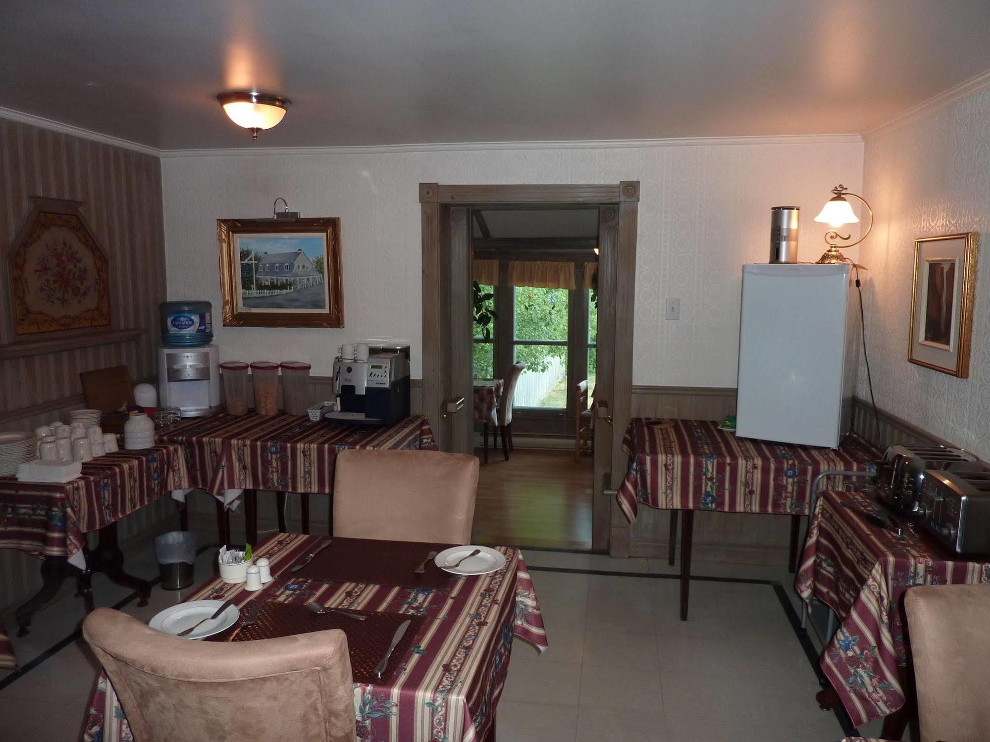 Auberge Petite Plaisance La Malbaie Eksteriør bilde